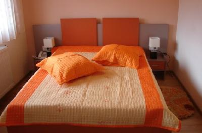 Pensiunea Casa Georgia, Comanesti, judetul Bacau