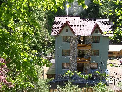 Pensiunea Valea Paradisului, Maguri Racatau, judetul Cluj
