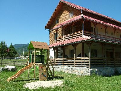 Vila Roua Muntilor, Moroeni, judetul Dambovita