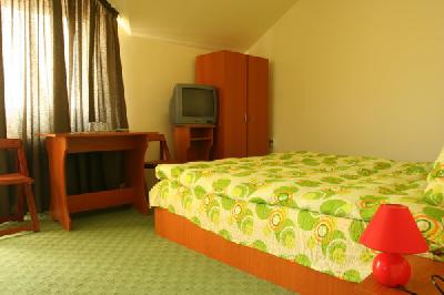 Pensiunea Casa Zmeilor, Tasnad, judetul Satu Mare