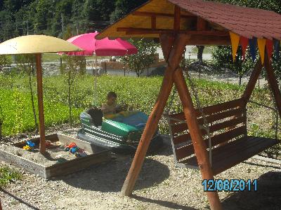 Pensiunea La Istrate, Costesti, judetul Hunedoara