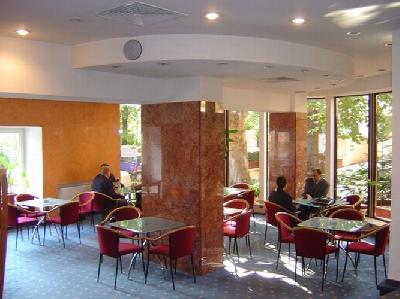 Hotel Johann Strauss, Bucuresti