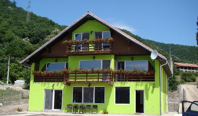 Pensiunea Danubia, Eselnita, judetul Mehedinti