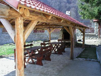 Pensiunea Casa Iliana, Valea Iadului, judetul Brasov