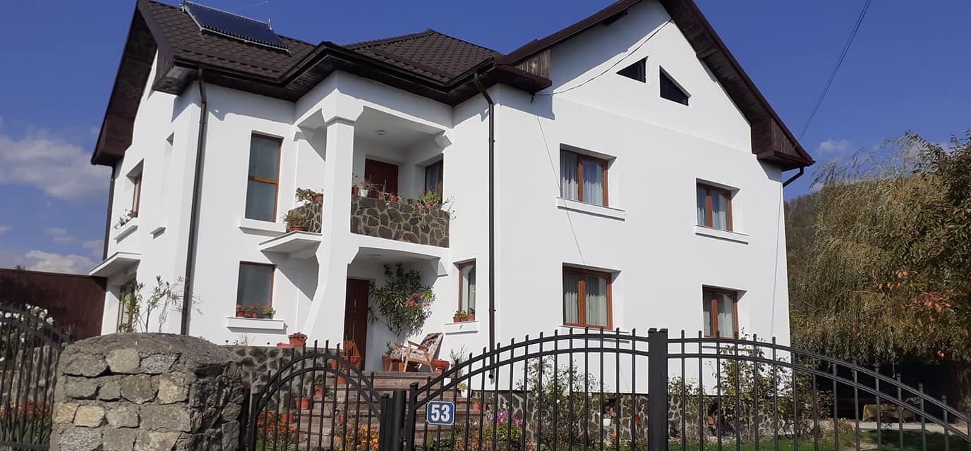 Agropensiunea La mica Ani, Nucsoara, judetul Arges