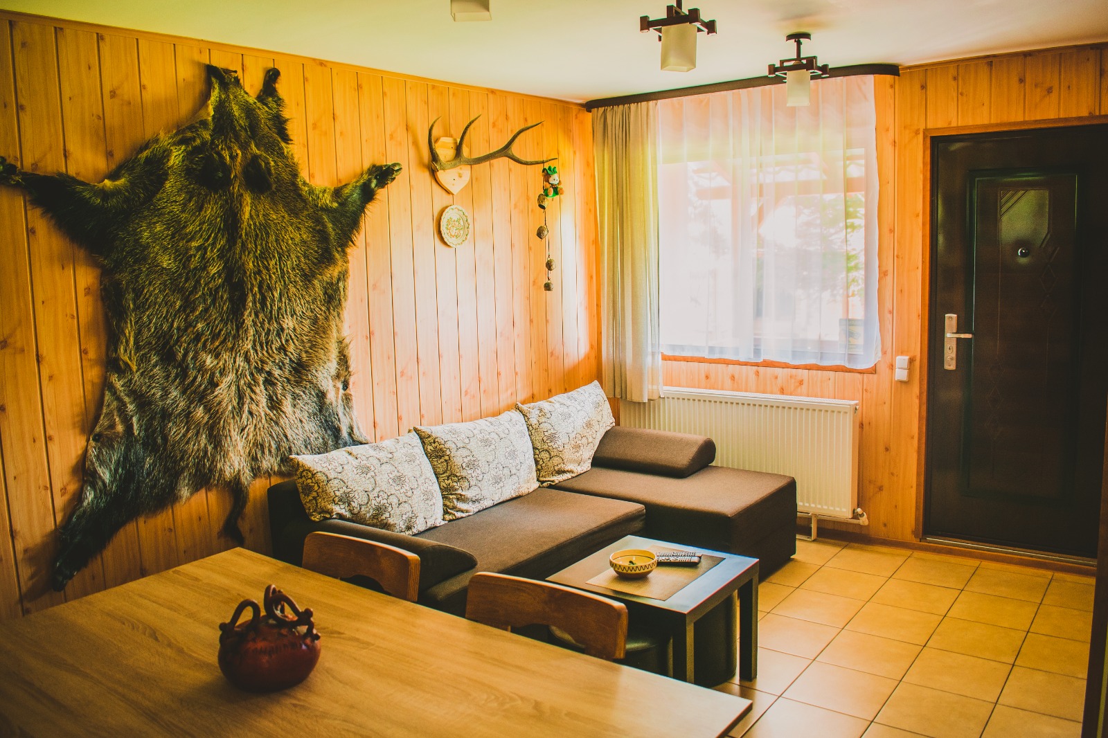 La Doi Bivoli, Comanesti, judetul Bacau